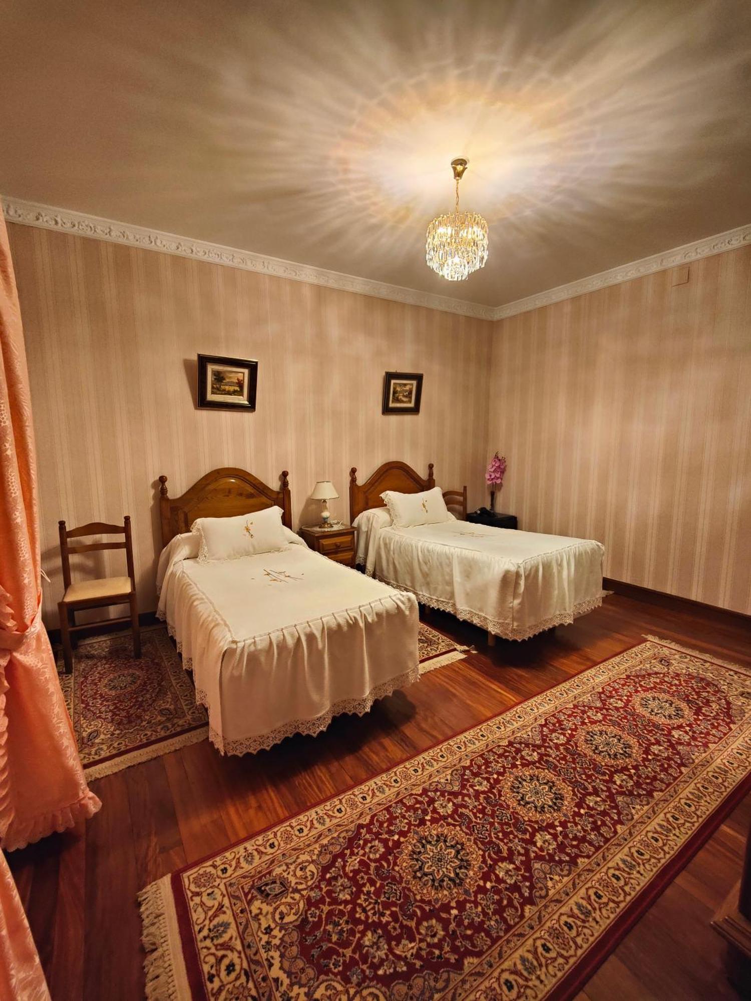 Pension Lorea ซานเซบาสเตียน ภายนอก รูปภาพ